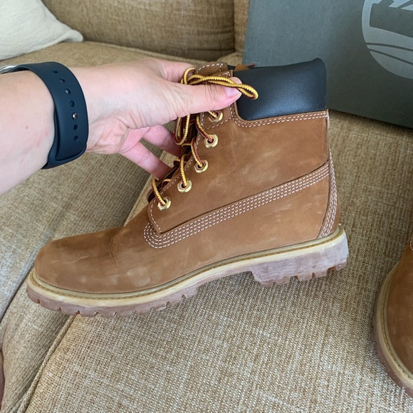 TIMBERLAND
PREMIUM 6 INCH BOOTS Women Size 7.5 - Picture 2 of 5